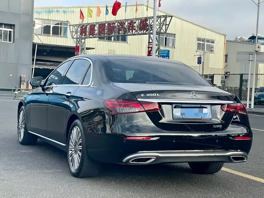 Mercedes-Benz E-Class 2022 из CN, фото 9