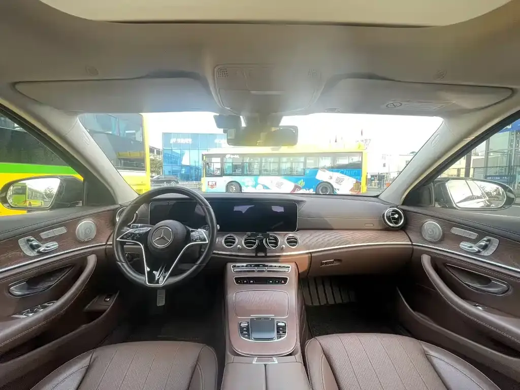 Mercedes-Benz E-Class 2022 из CN, фото 4