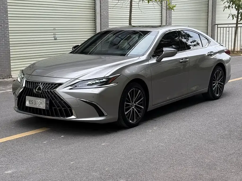 Lexus ES 2023 из CN, фото 1