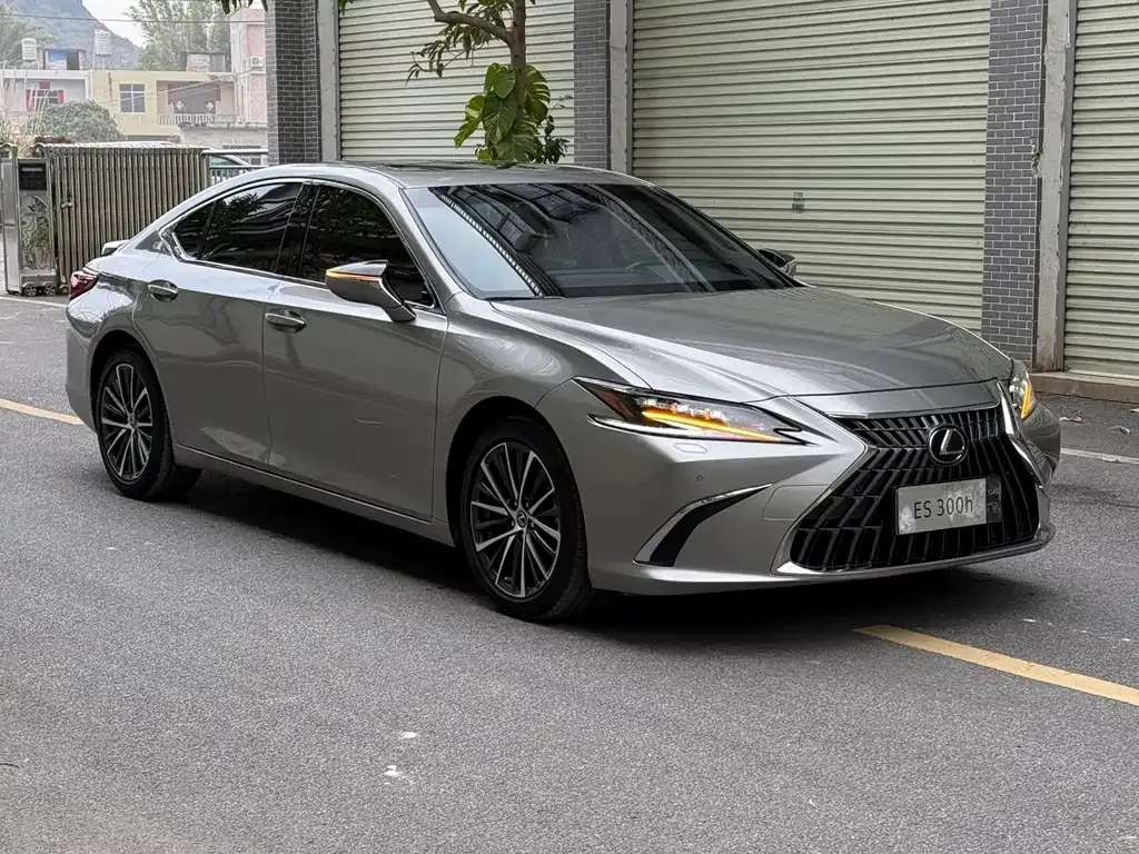 Lexus ES 2023 из CN, фото 8
