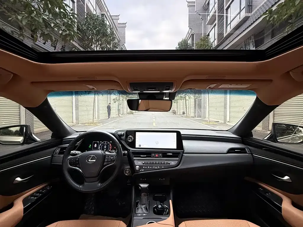 Lexus ES 2023 из CN, фото 9