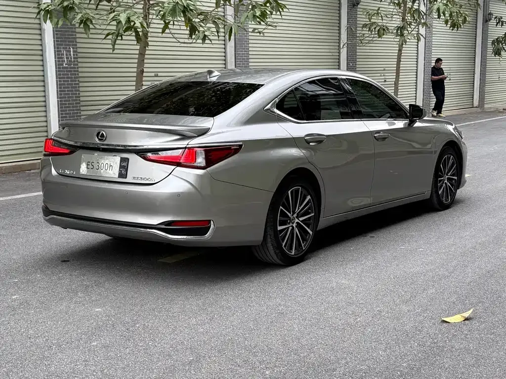 Lexus ES 2023 из CN, фото 7