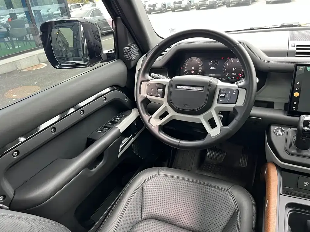 Land Rover Defender 2023 из CN, фото 3