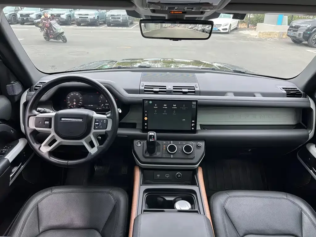 Land Rover Defender 2023 из CN, фото 2