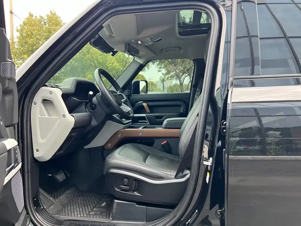 Land Rover Defender 2023 из CN, фото 4