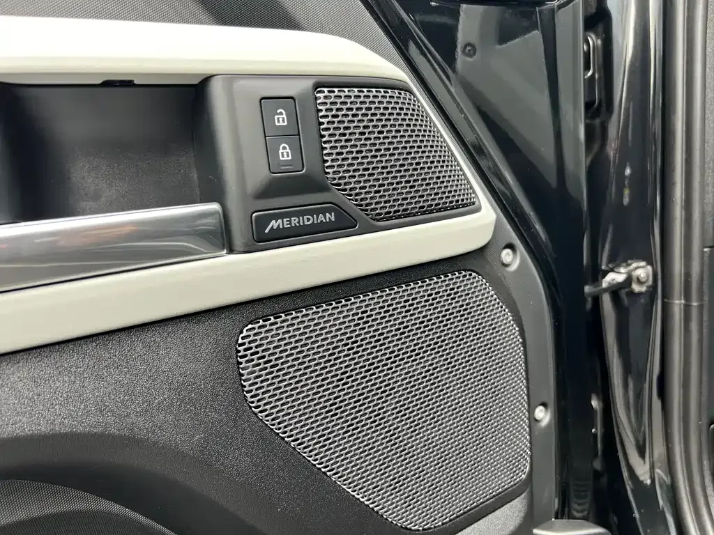 Land Rover Defender 2023 из CN, фото 10