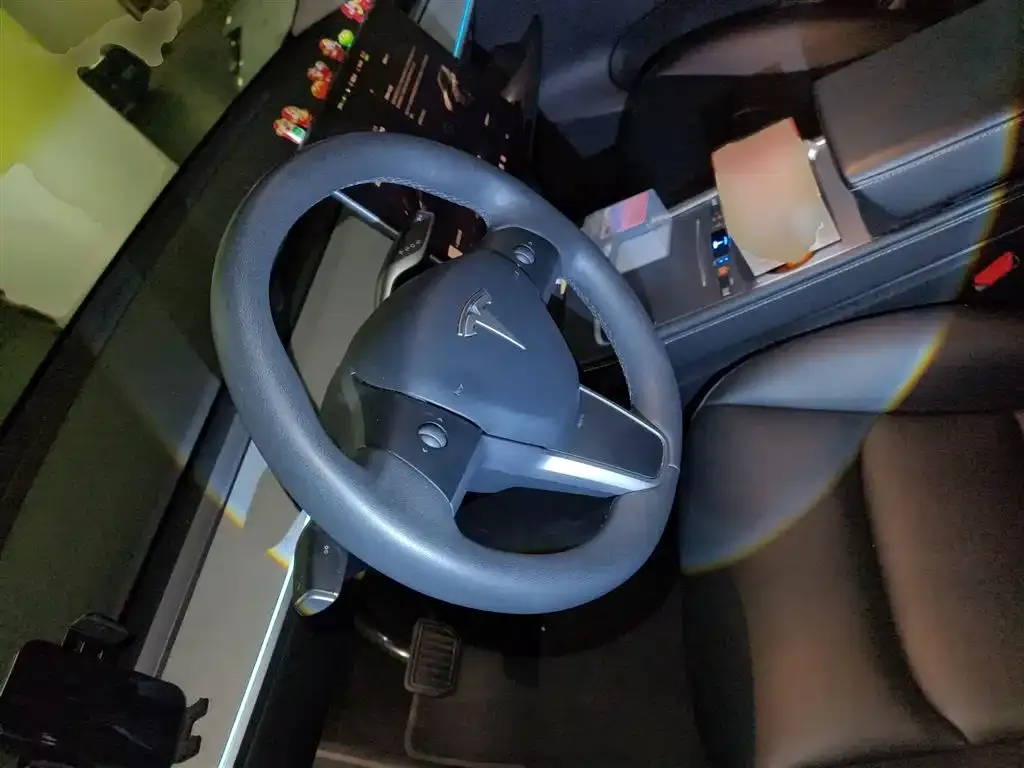 Tesla Model Y 2023 из CN, фото 3