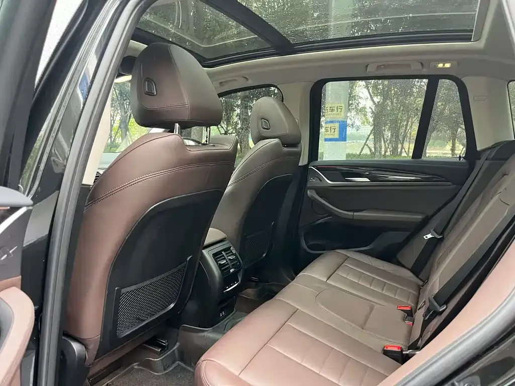 BMW X3 2021 из CN, фото 2