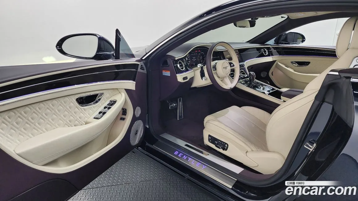 Bentley Continental 2022 из KR, фото 6