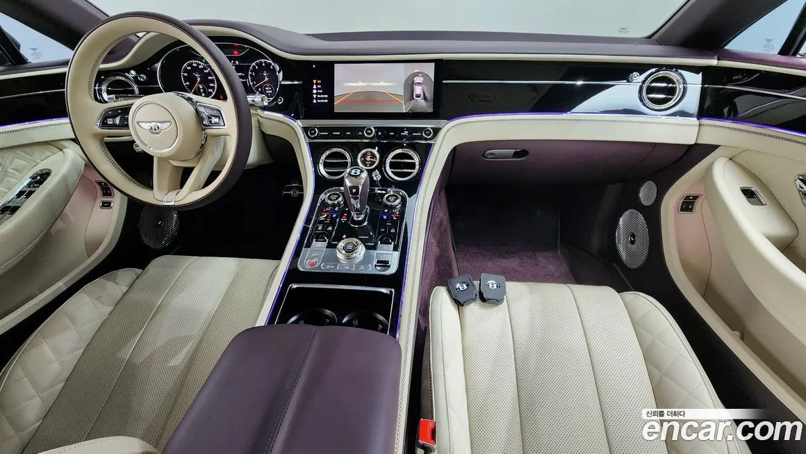 Bentley Continental 2022 из KR, фото 7