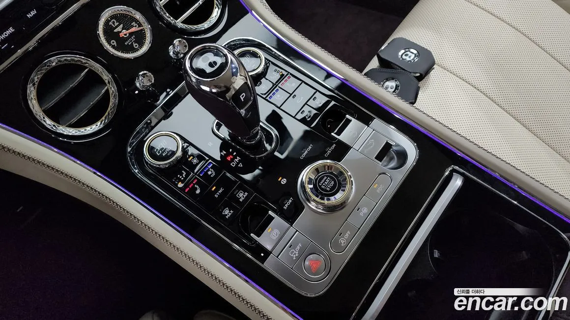 Bentley Continental 2022 из KR, фото 10