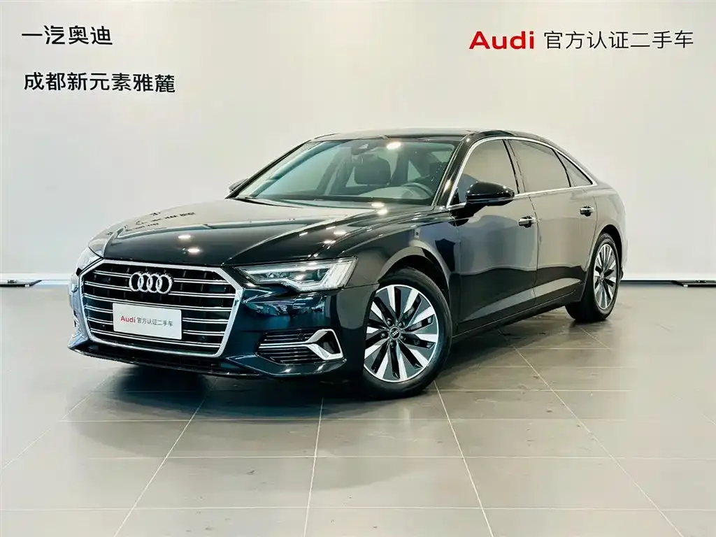 Audi A6L — фото 1