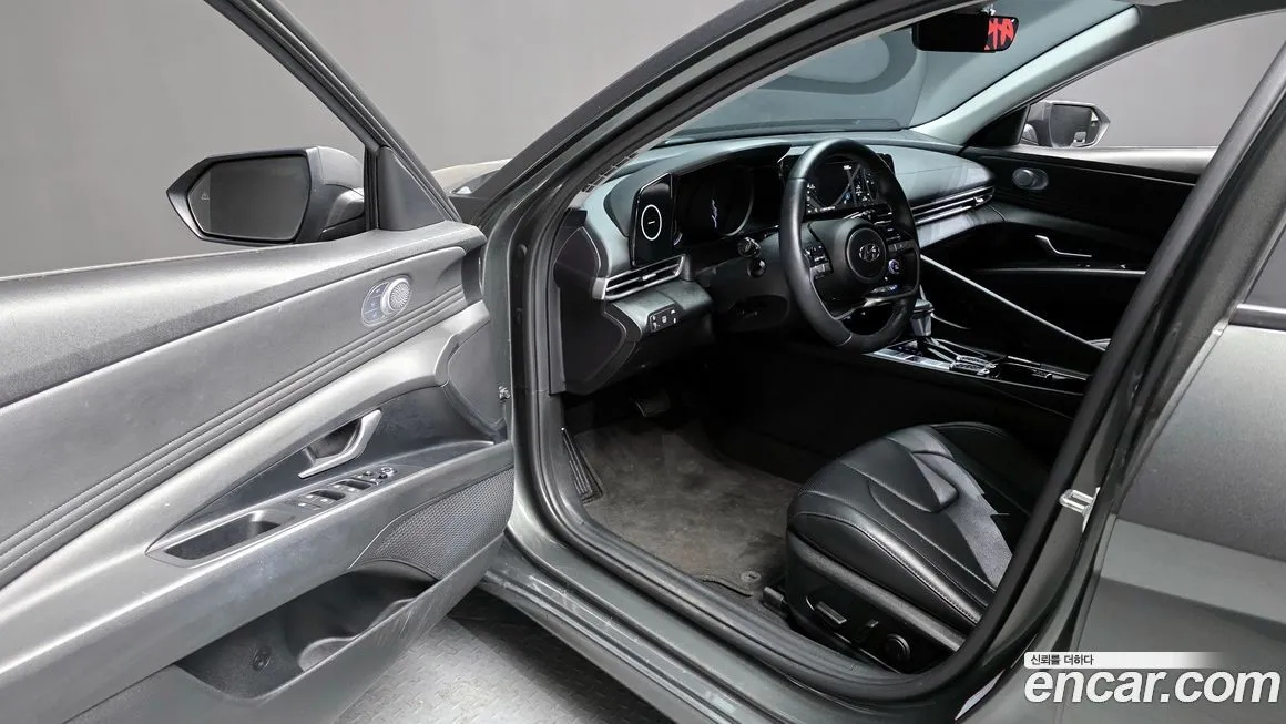Hyundai AVANTE 2022 из KR, фото 3