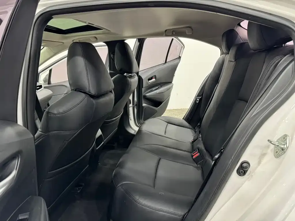 Toyota Corolla 2022 из CN, фото 3