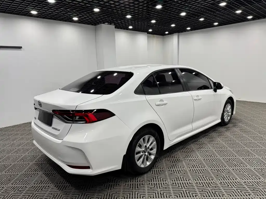 Toyota Corolla 2022 из CN, фото 4