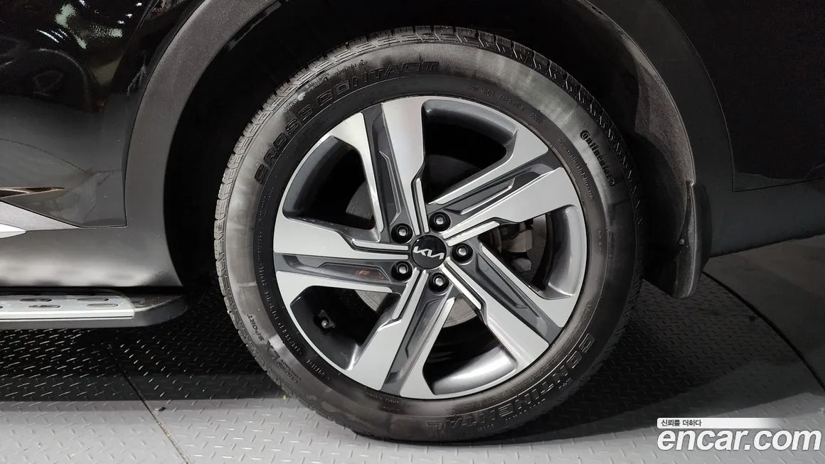 Kia Sorento — фото 10