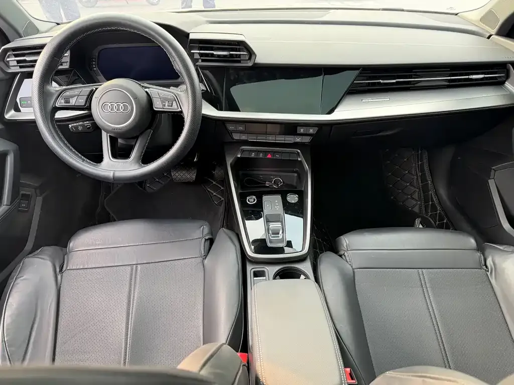 Audi A3 2024 из CN, фото 4