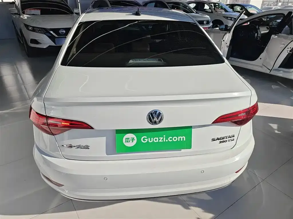 Volkswagen Sagitar 2021 из CN, фото 2