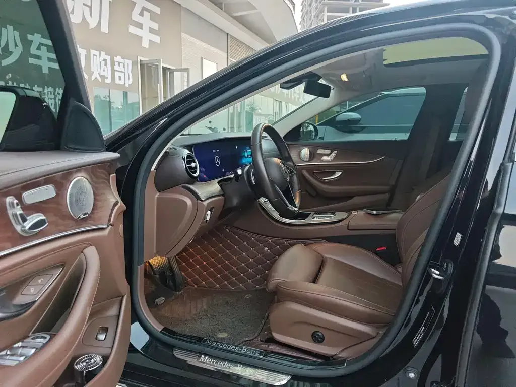 Mercedes-Benz E-Class 2022 из CN, фото 5