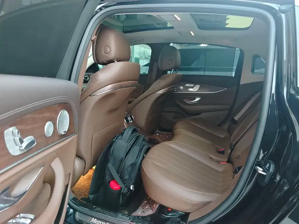 Mercedes-Benz E-Class 2022 из CN, фото 8