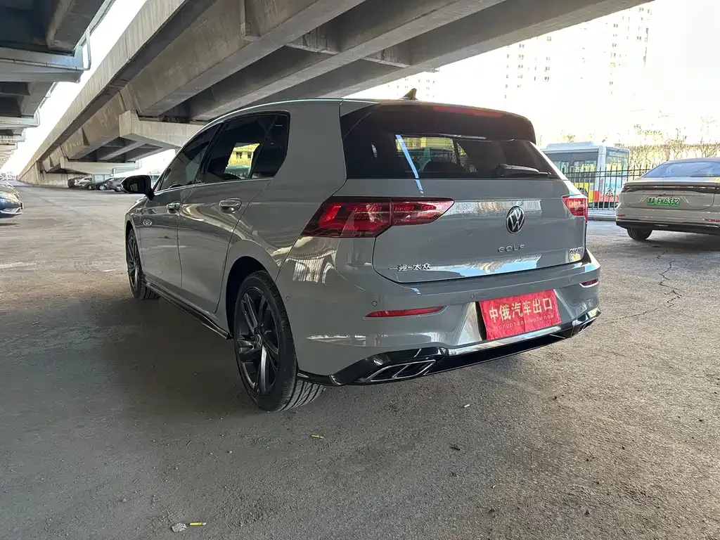 Volkswagen Golf 2022 из CN, фото 9