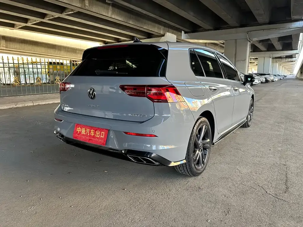 Volkswagen Golf 2022 из CN, фото 7