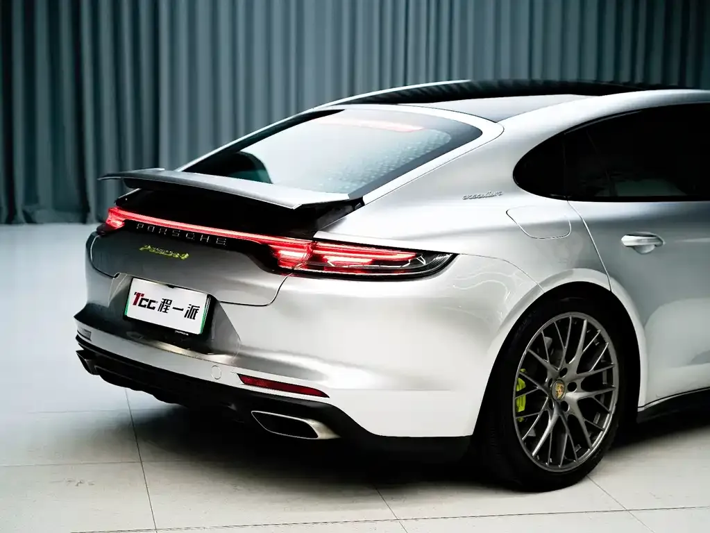 Porsche Panamera Hybrid 2025 из CN, фото 5