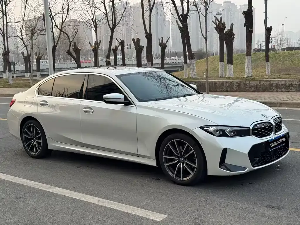 BMW 3 Series 2025 из CN, фото 9