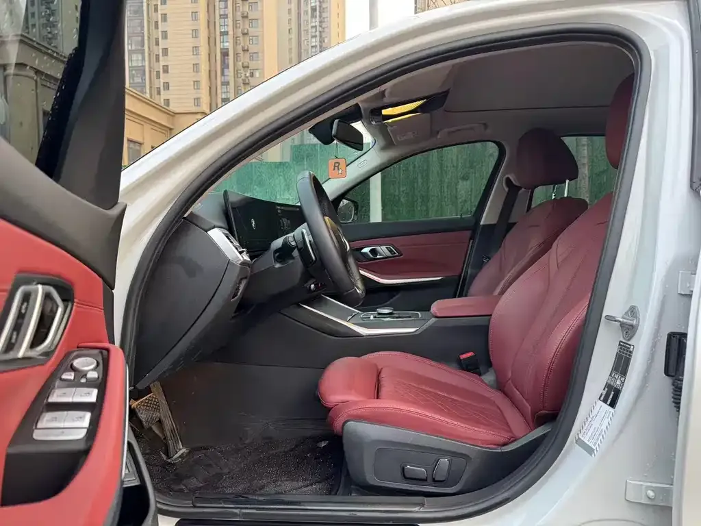 BMW 3 Series 2025 из CN, фото 4