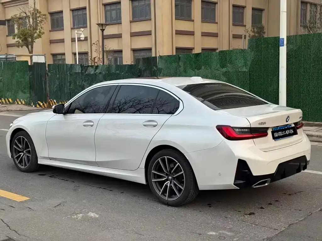 BMW 3 Series 2025 из CN, фото 8