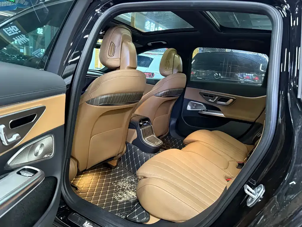 Mercedes-Benz E-Class 2024 из CN, фото 4