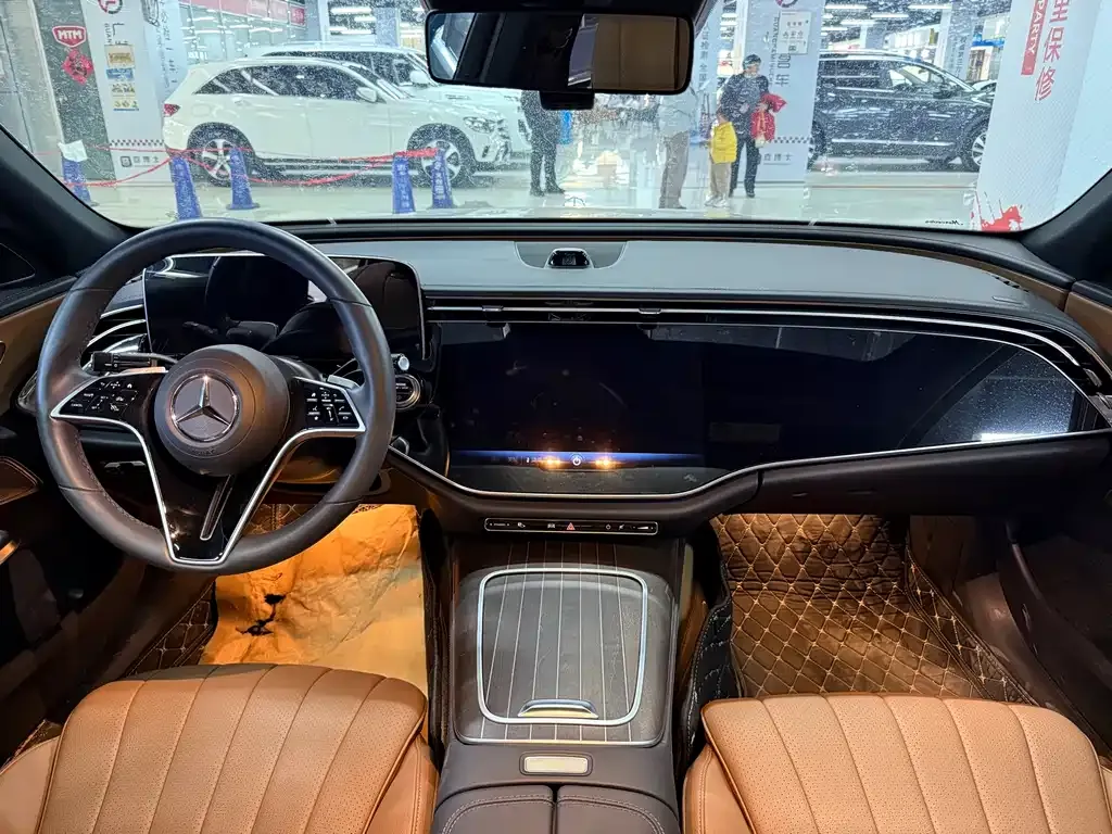 Mercedes-Benz E-Class 2024 из CN, фото 5
