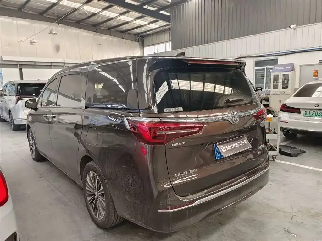 Buick GL8 2021 из CN, фото 8