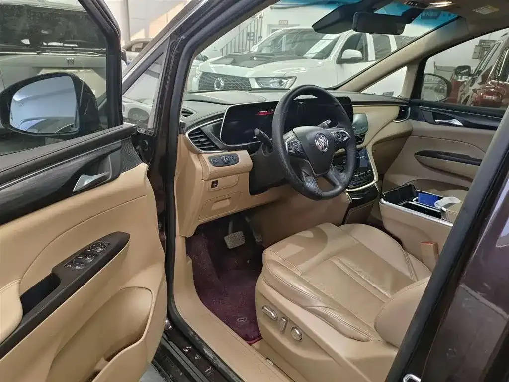 Buick GL8 2021 из CN, фото 4