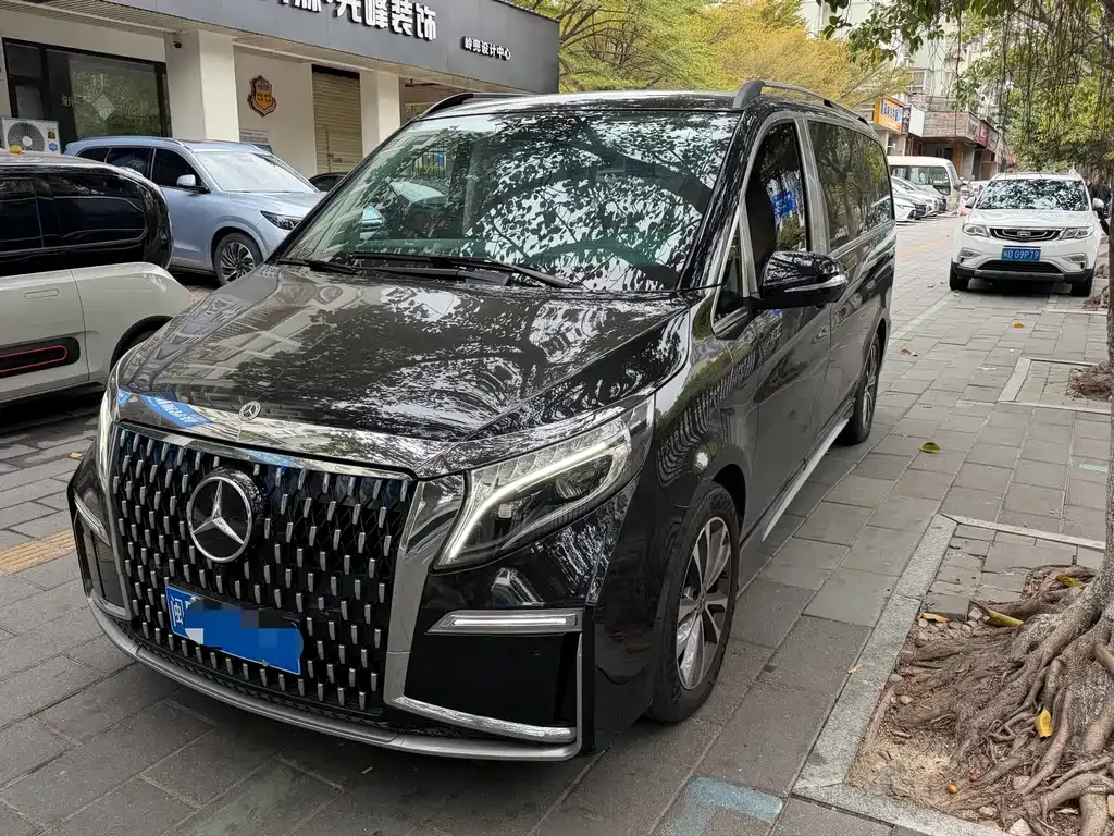Mercedes-Benz V-Class 2022 из CN, фото 1