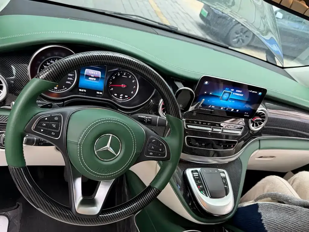 Mercedes-Benz V-Class 2022 из CN, фото 4