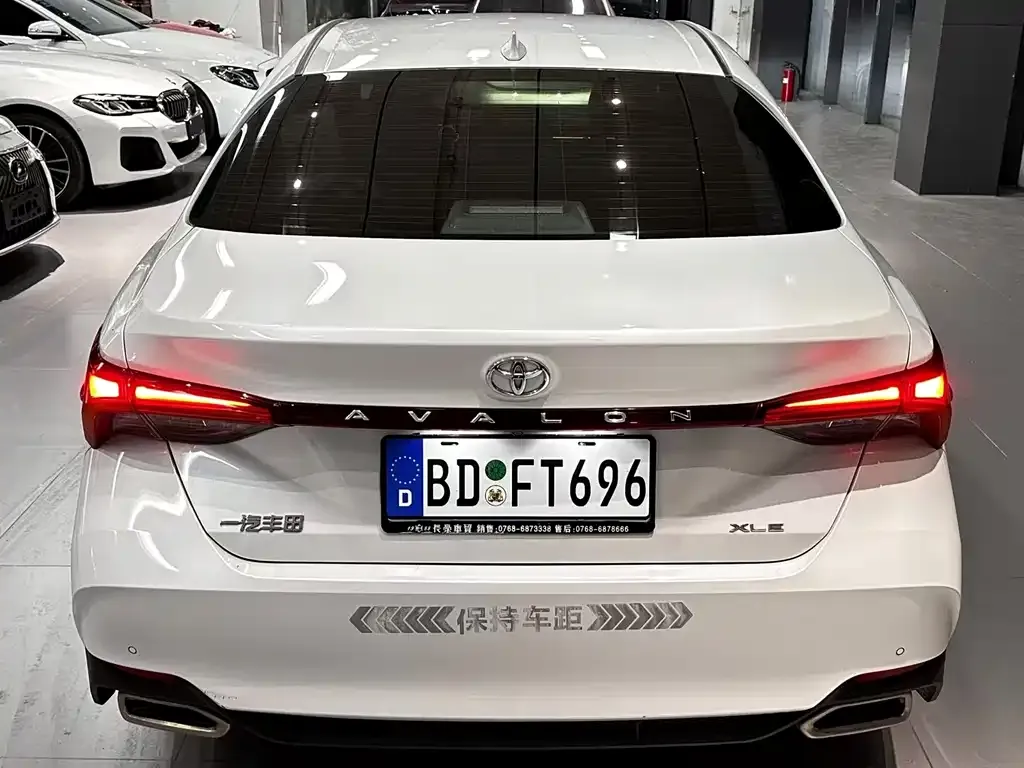 Toyota Avalon 2023 из CN, фото 6