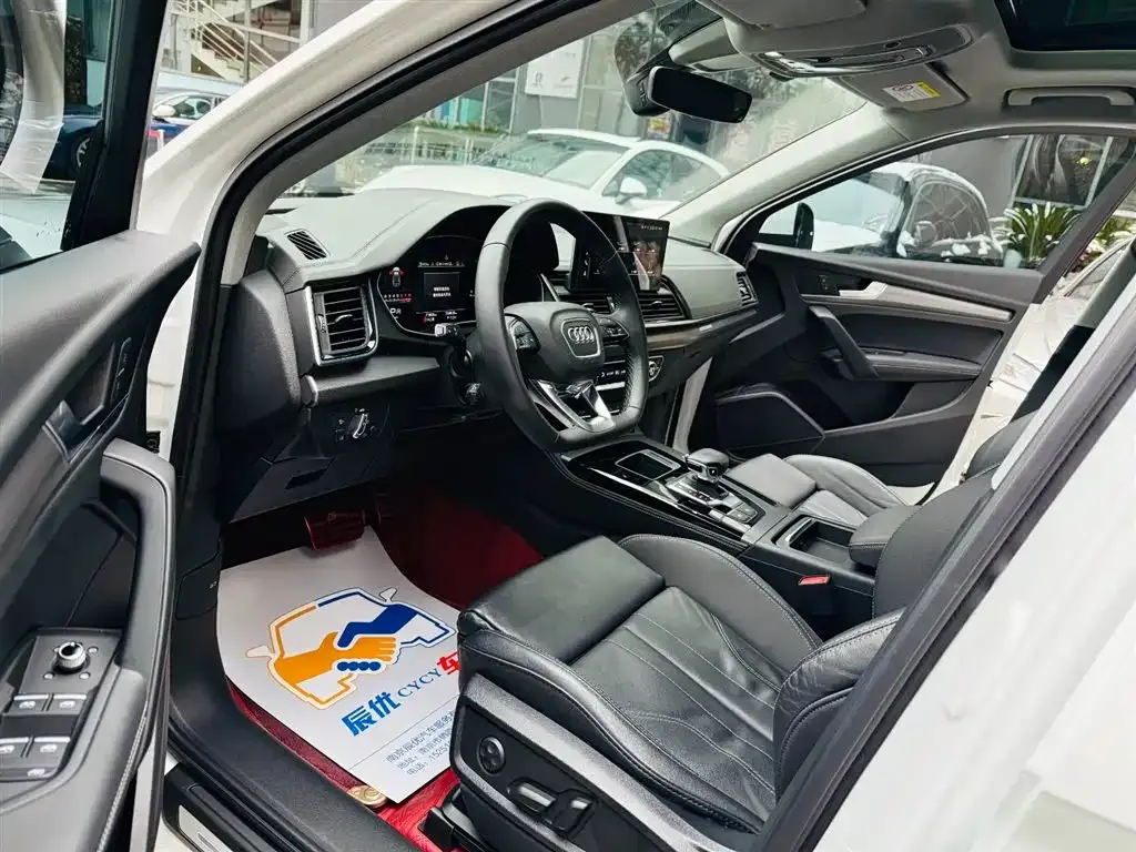 Audi Q5L 2022 из CN, фото 5