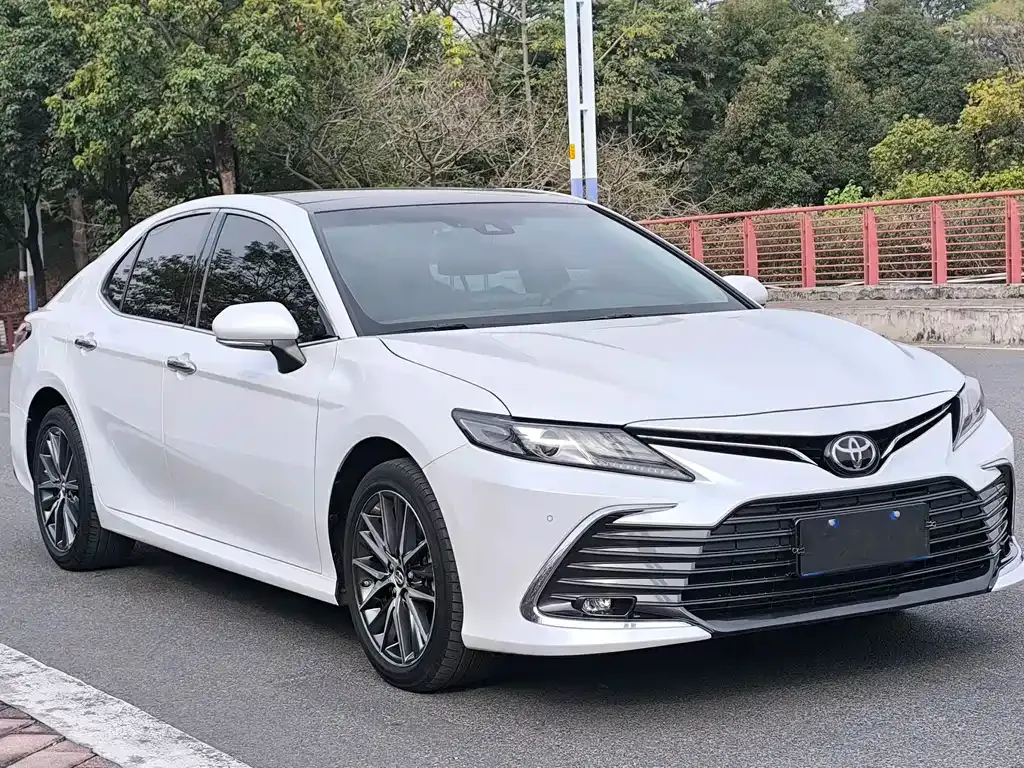 Toyota Camry 2021 из CN, фото 7