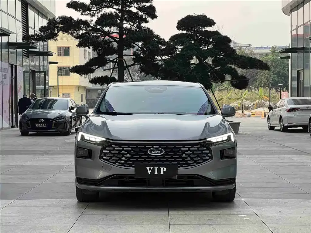 Ford Mondeo 2023 из CN, фото 9