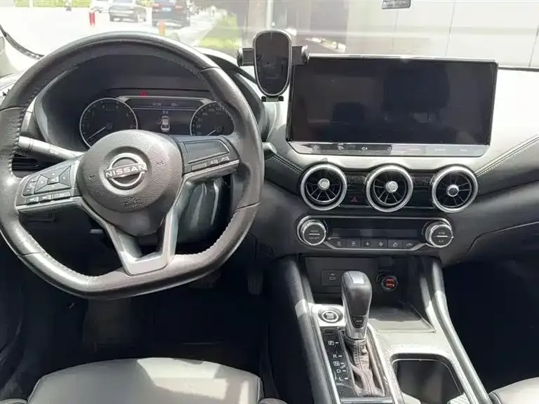 Nissan Sylphy 2023 из CN, фото 3