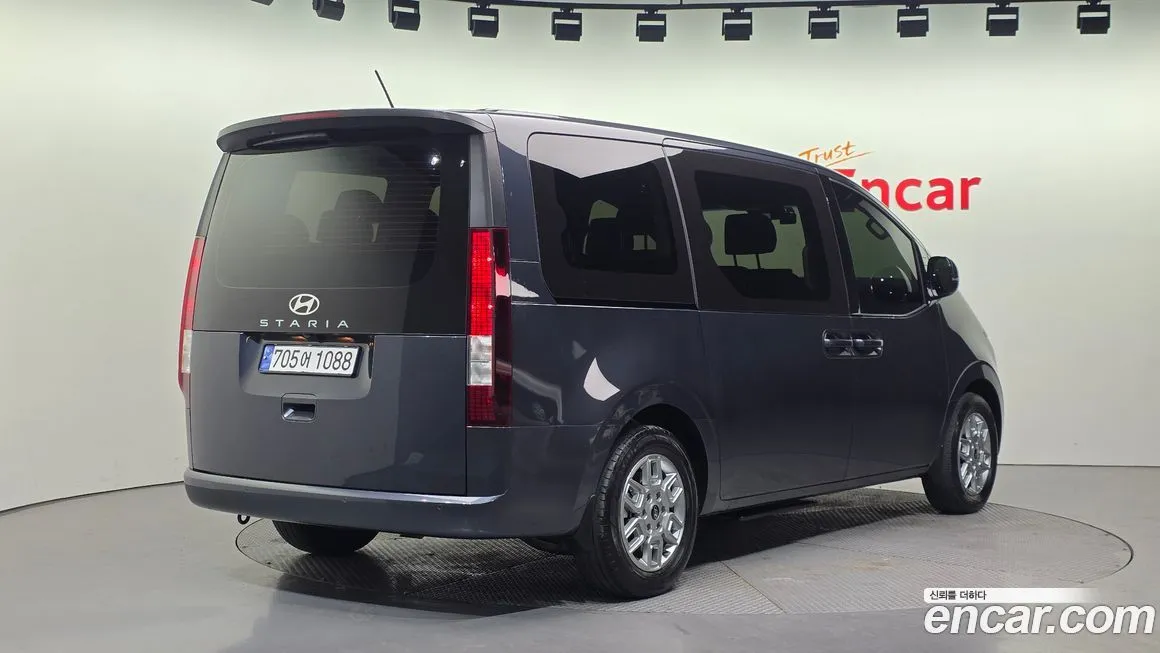 Hyundai Staria 2025 из KR, фото 3