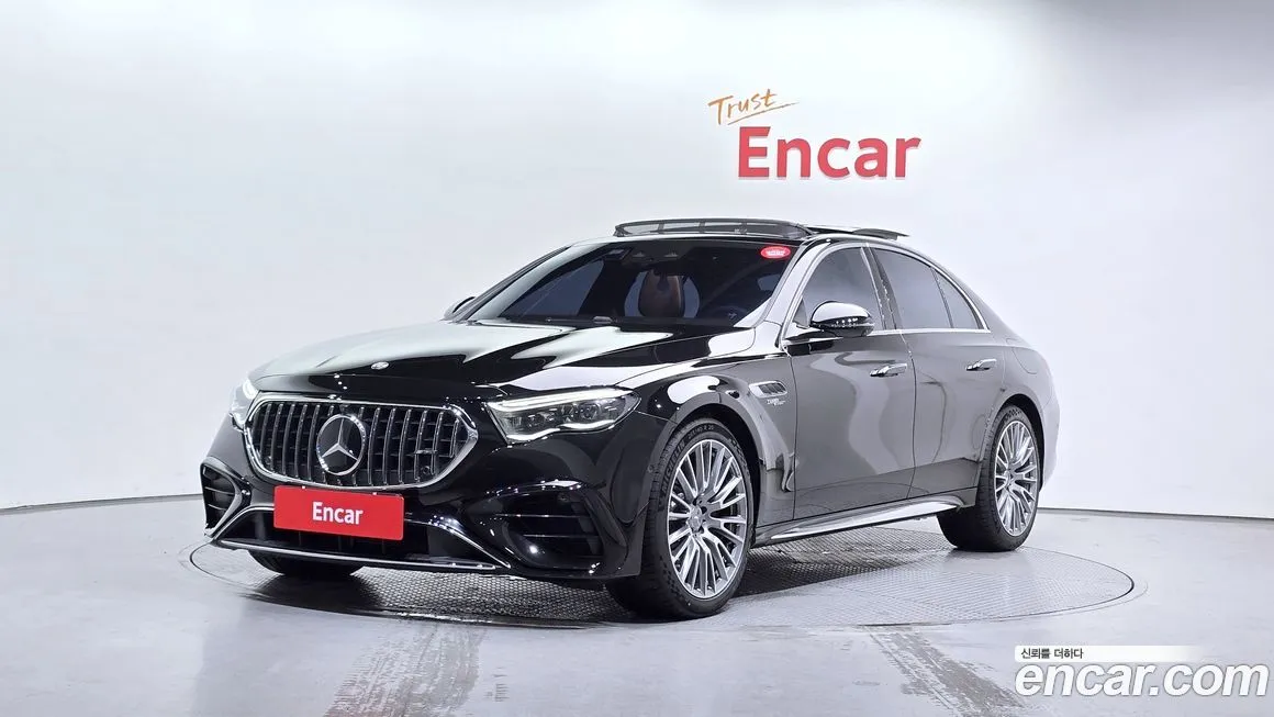 Mercedes-Benz E-Class — фото 1