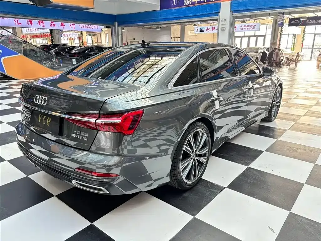 Audi A6L 2021 из CN, фото 9