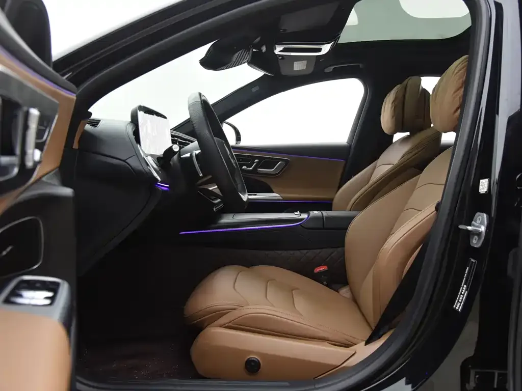 Mercedes-Benz E-Class 2024 из CN, фото 3