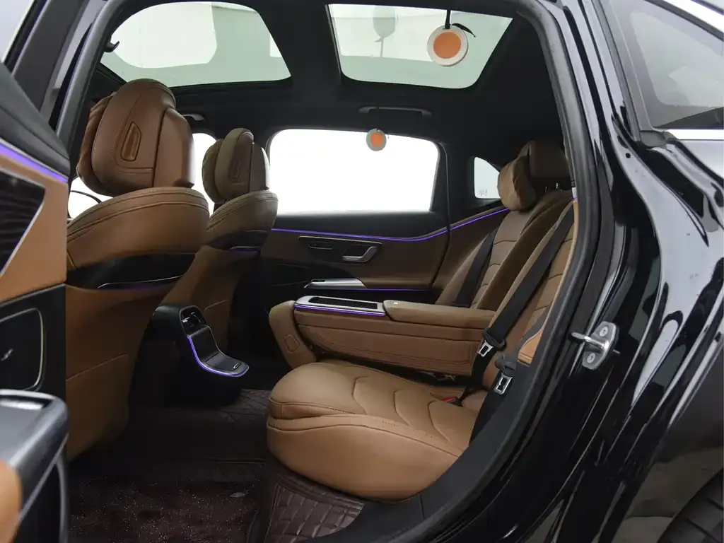 Mercedes-Benz E-Class 2024 из CN, фото 10