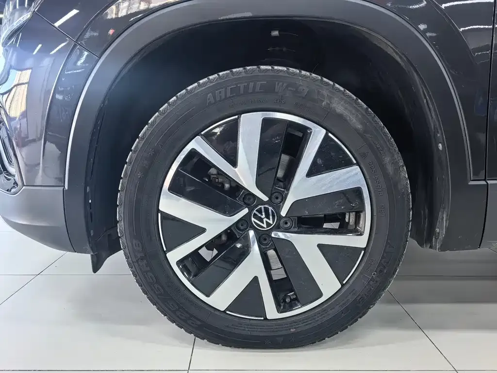 Volkswagen Tayron 2023 из CN, фото 2