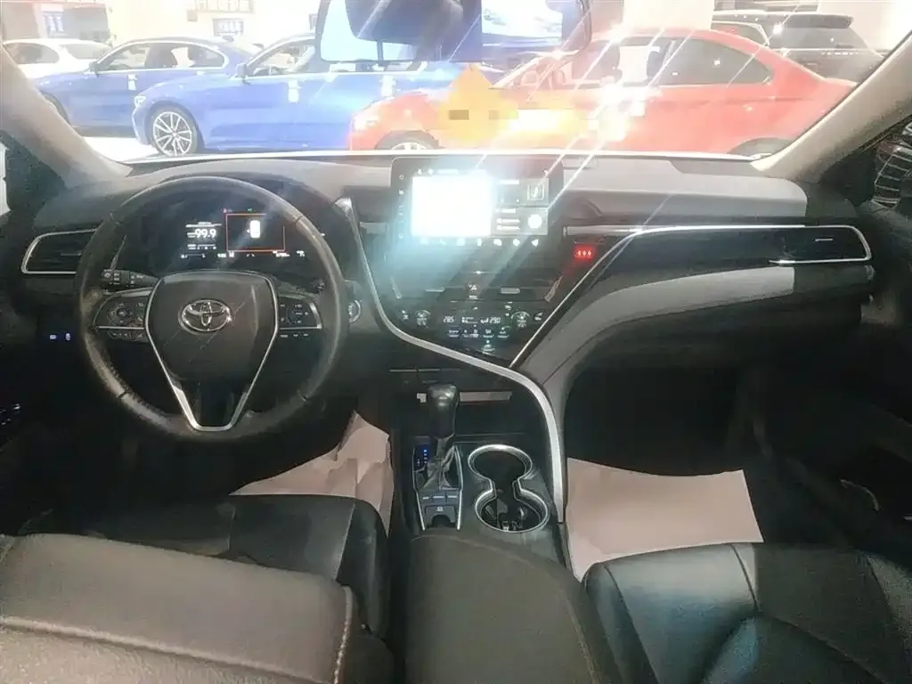 Toyota Camry 2021 из CN, фото 4