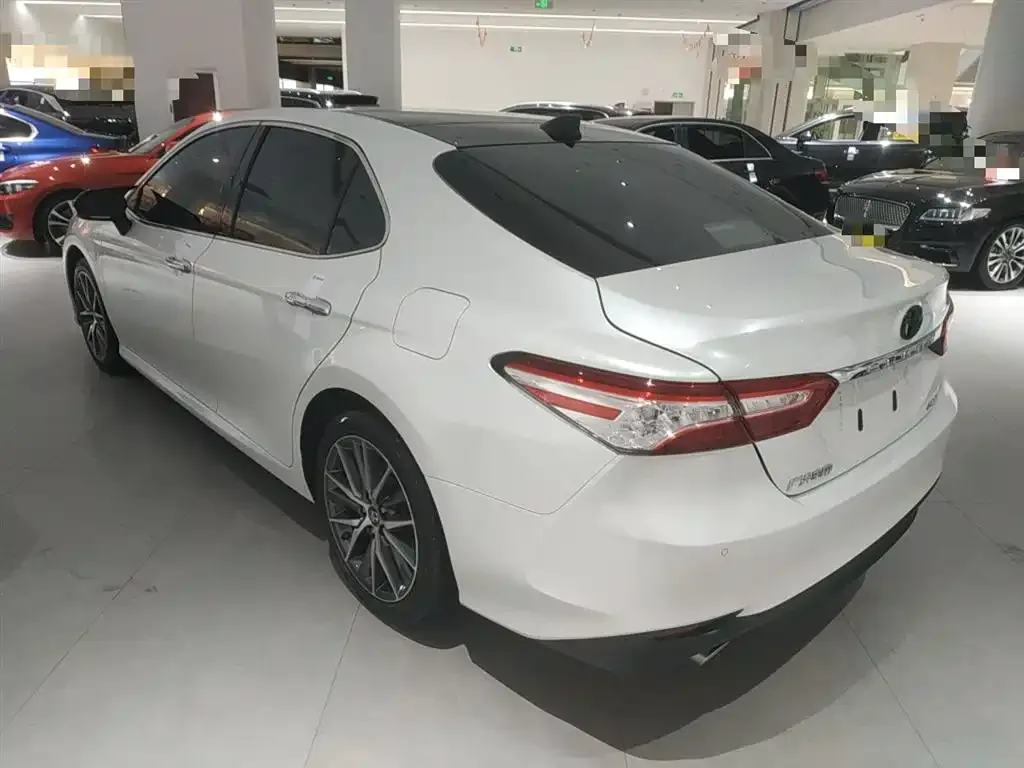Toyota Camry 2021 из CN, фото 9