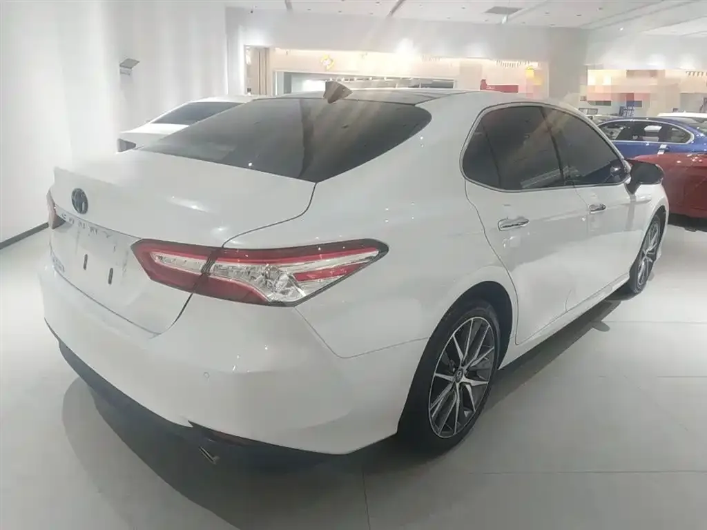 Toyota Camry 2021 из CN, фото 8